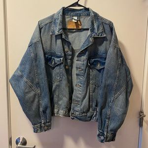 Women’s Loose Fit Jean Jacket